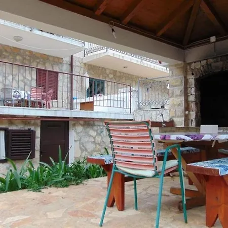 Appartement By The Sea Cove Donja Kruscica - Donja Krusica, Solta - 17064