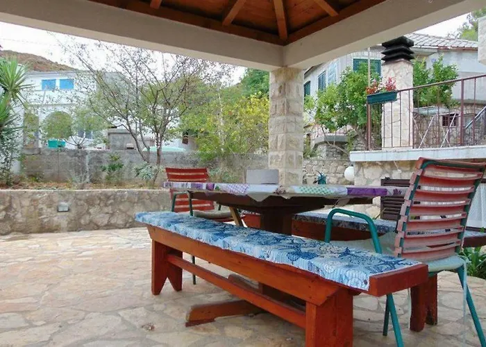 Appartement By The Sea Cove Donja Kruscica - Donja Krusica, Solta - 17064